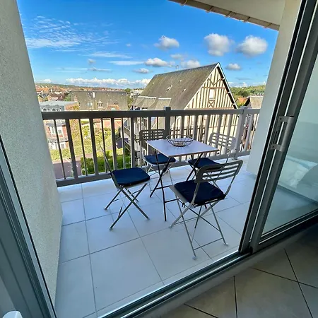 Apartment Vue - 30 M De La - 5 Minutes A Pied Du Centre Et Du Casino Villers-sur-Mer