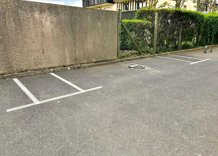 Vue - 30 M De La - 5 Minutes A Pied Du Centre Et Du Casino