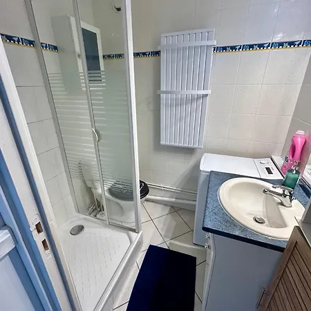 Appartement Vue - 30 M De La - 5 Minutes A Pied Du Centre Et Du Casino