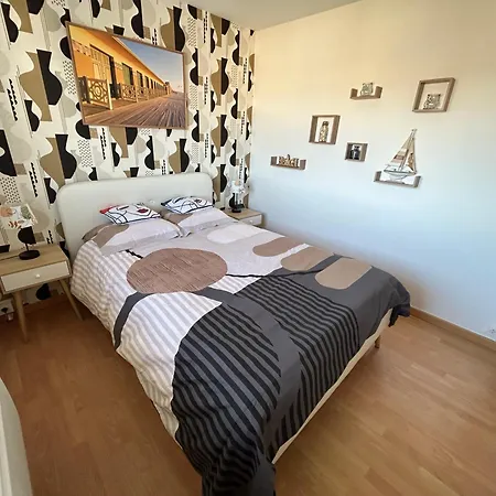 Appartement Vue - 30 M De La - 5 Minutes A Pied Du Centre Et Du Casino Villers-sur-Mer